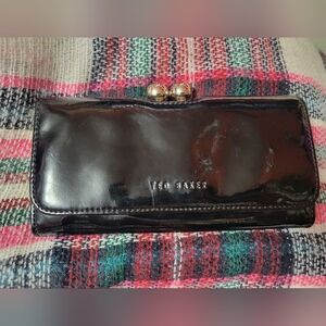 Ted Baker London Wallet Womens Black Patent Leather Kisslock Clutch